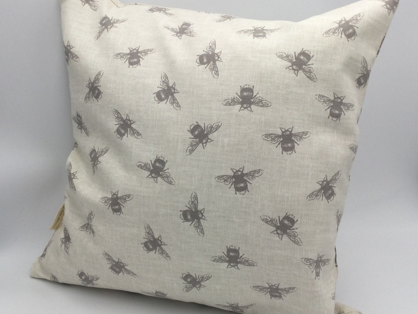 Bees Cushion with Inner Pad, Cream Cushion