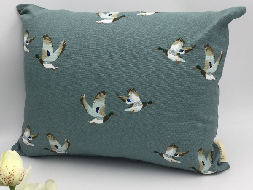 Flying Ducks Cushion with Inner Pad