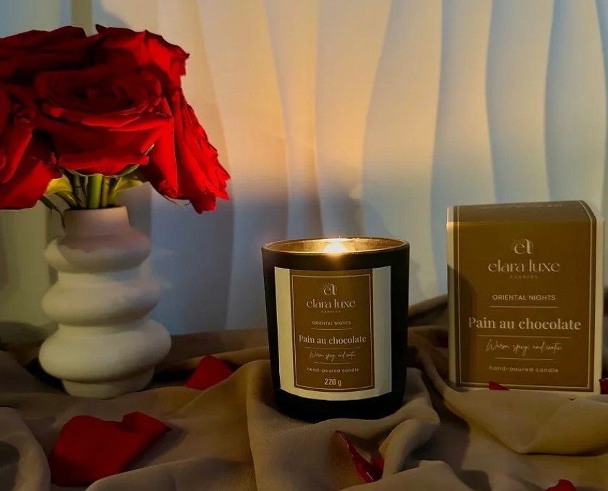 Image of a pain au chocolate scented candle