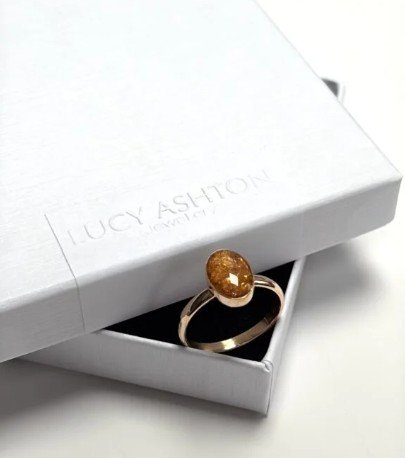 Image of ring with ashes in