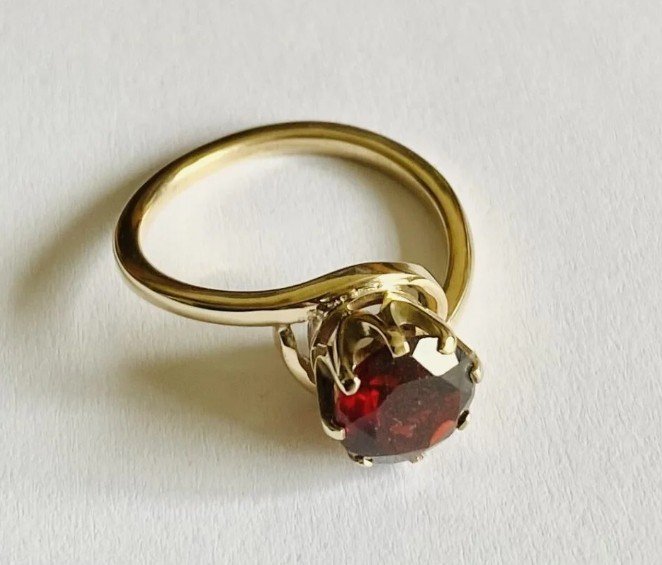 Image of ring made of reimagined golds by Philongold
