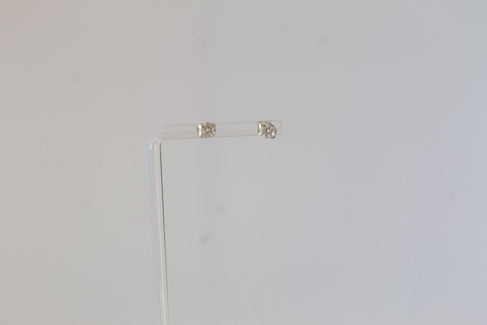 Cosmos-Flower-Studs5